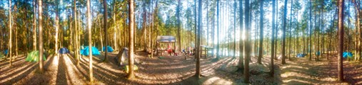 Панорама лагеря на озере